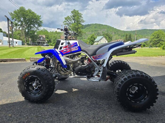 1999 Yamaha YFZ-421CC Banshee - Image 1